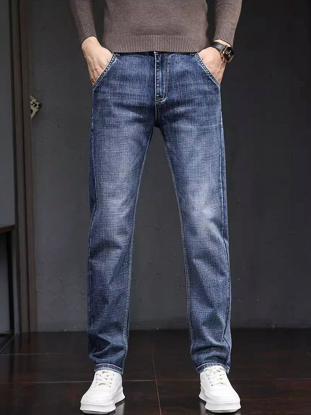 StyleCast x Revolte Men Straight Fit Mid-Rise Light Fade Jeans-picture-15