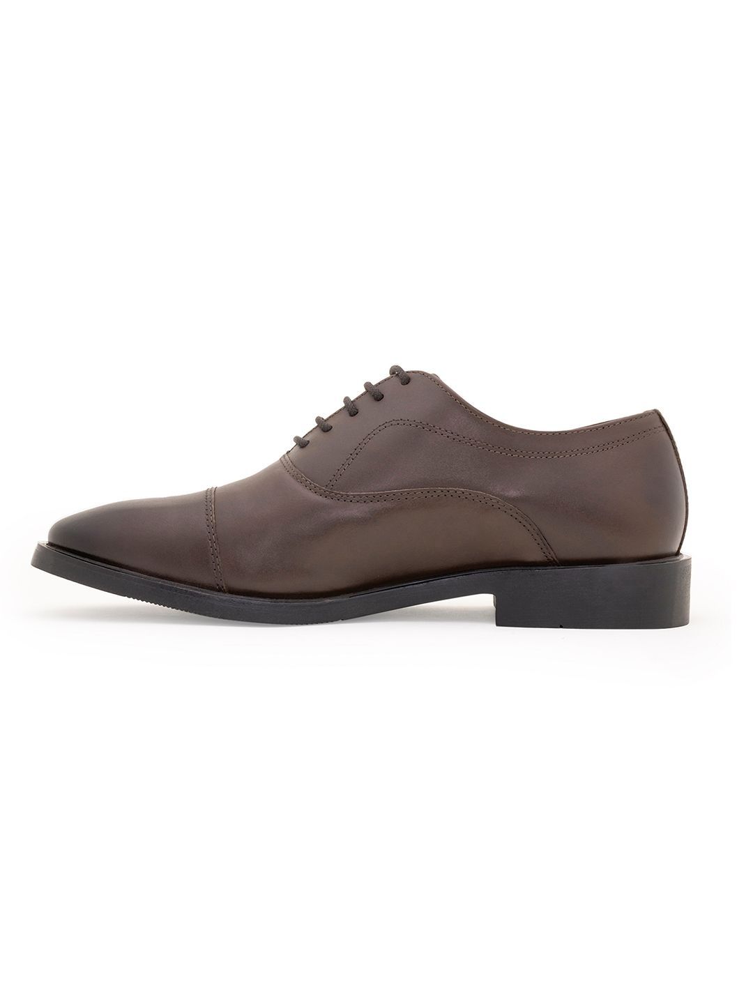 Red Tape Men Leather Formal Oxfords-image-18