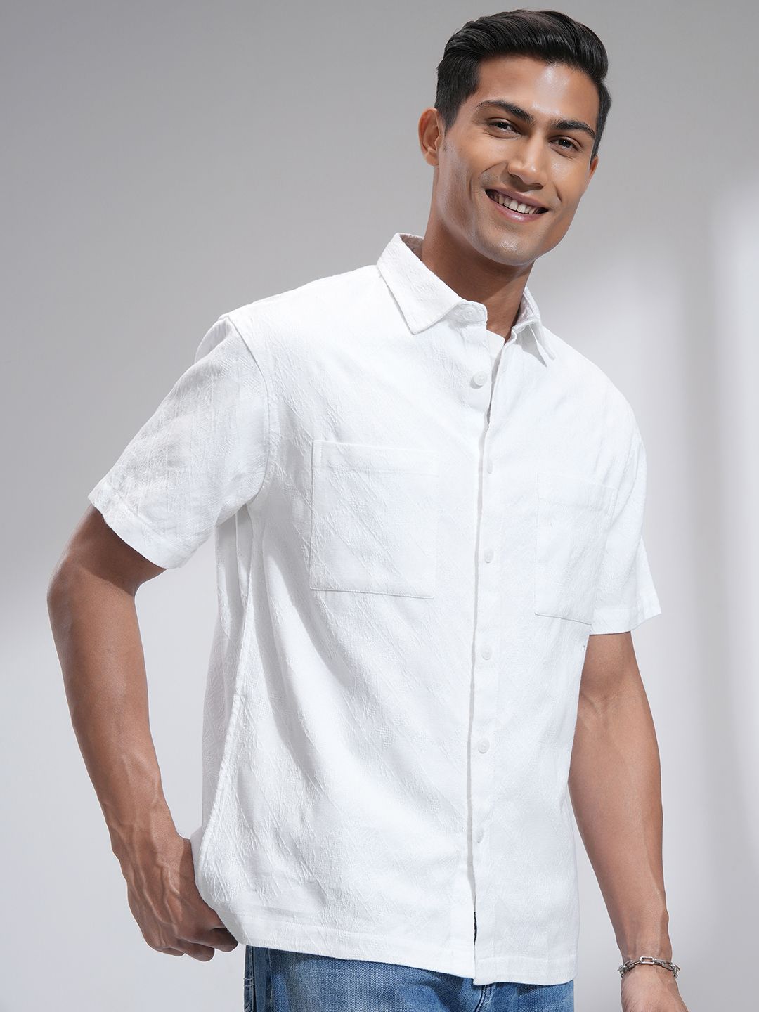 HIGHLANDER Men Relaxed Fit Spread Collar Textured Cotton Casual Shirt-picture-31