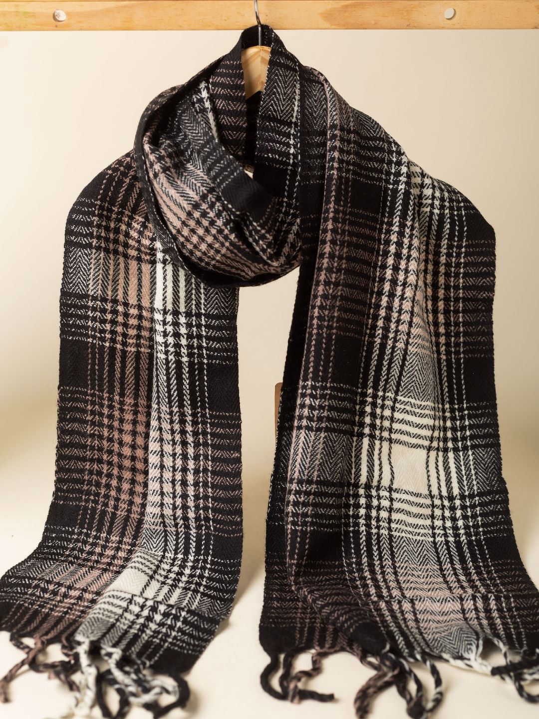 KUSVAA Unisex Checked Merino Wool Mufflers-picture-10