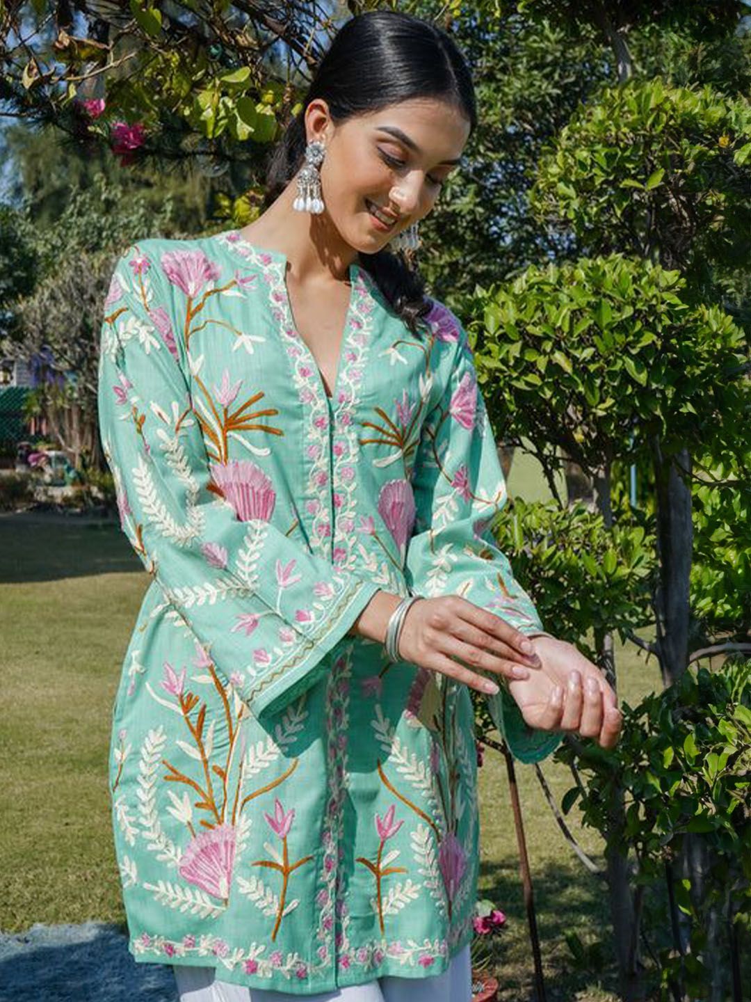 HOUSE OF KARI Floral Embroidered Kashmiri Aari Work Pure Cotton Kurta Jacket-picture-34
