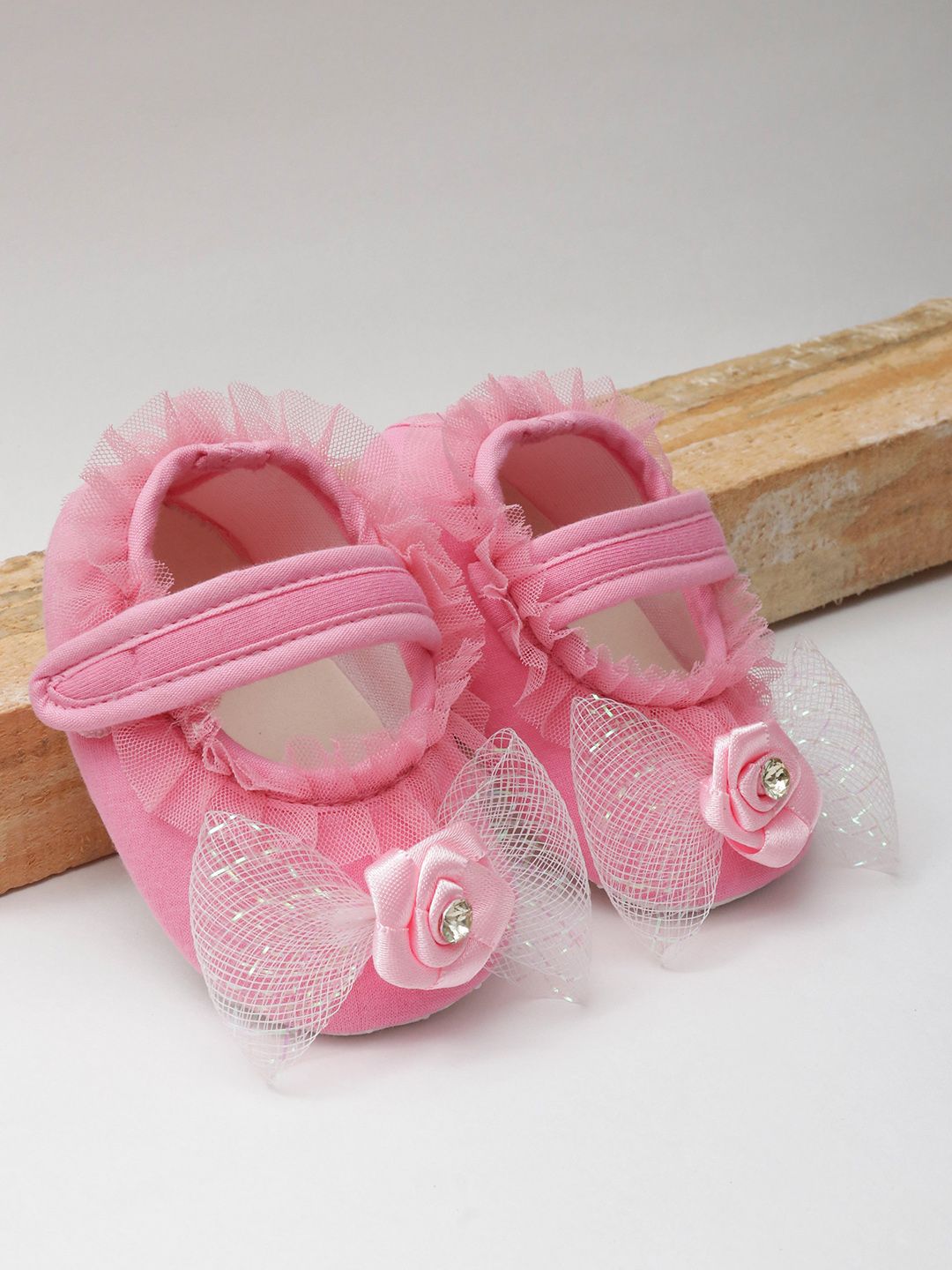 Daizy Girls Woven Design Daizy Booties with Shimmer Bow Slip-On Sneakers-picture-31
