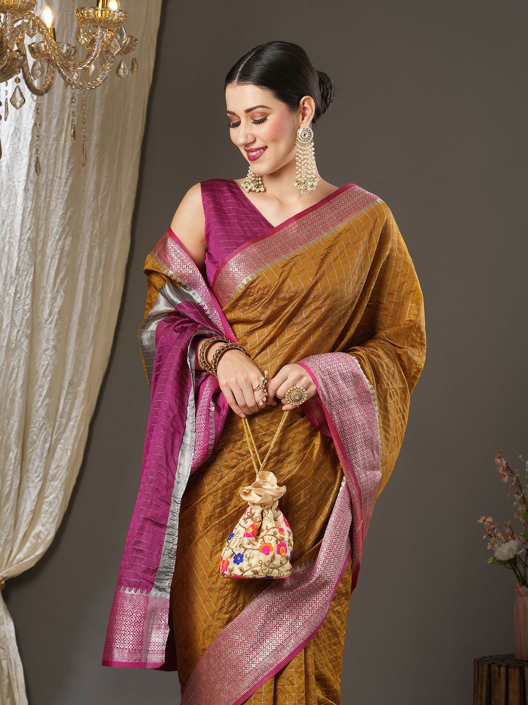 Mitera Checked Zari Silk Cotton Saree-picture-10