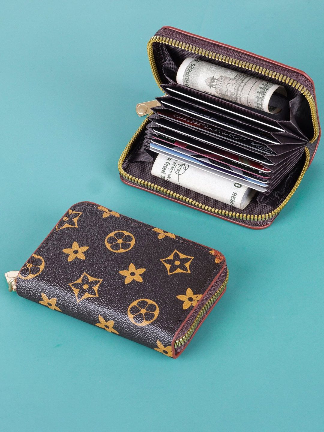 WATCHSTAR Men Printed Zip Detail Leather Card Holder-image-13