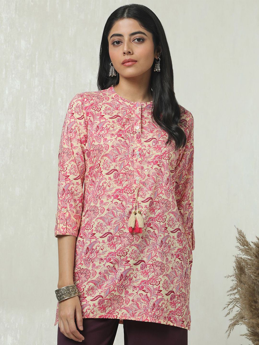 Soch Mandarin Collar Printed Tunic-picture-42