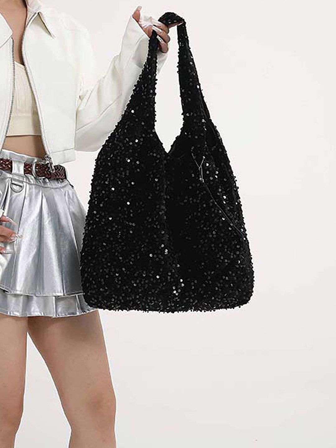 LULU & SKY Oversized Bucket Hobo Bag with Tasselled-picture-53