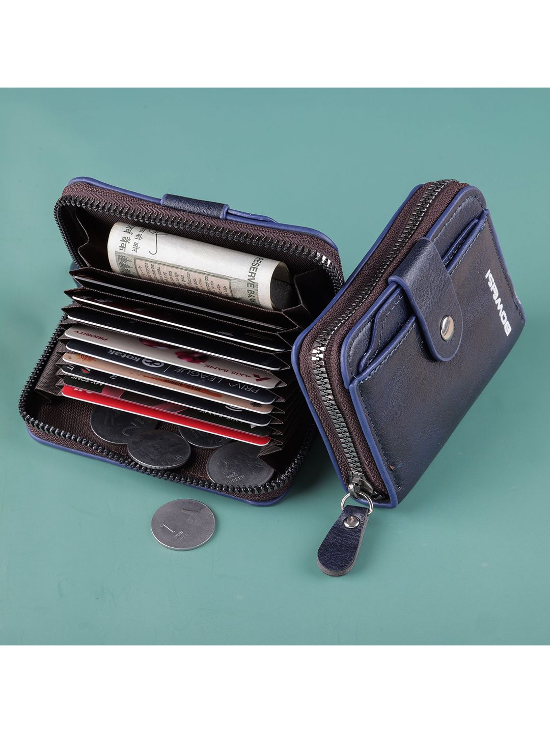 WATCHSTAR Men Zip Detail Leather Card Holder