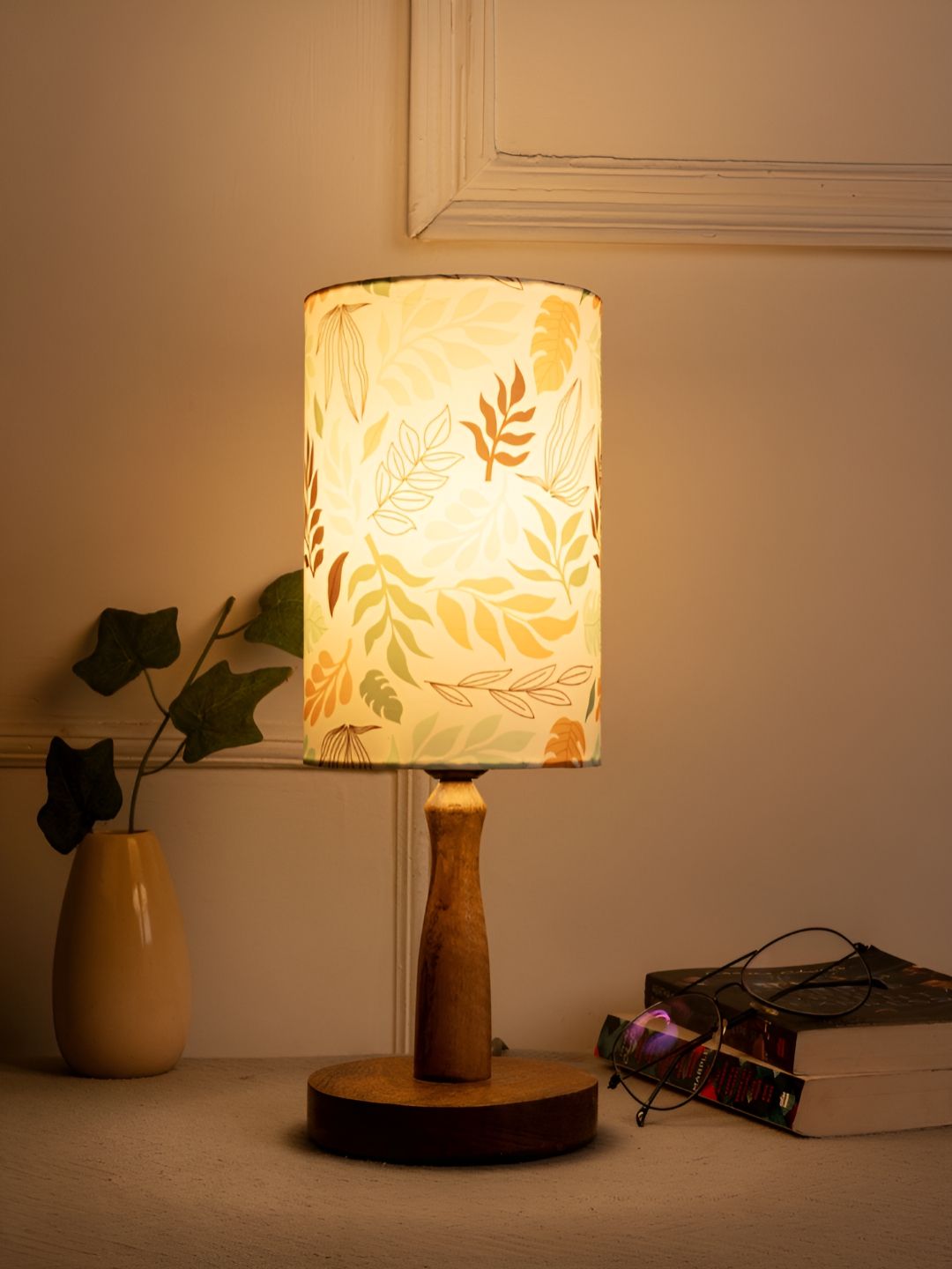 green girgit White Printed Wood Cylindrical Shaped Table Lamp with Bulb