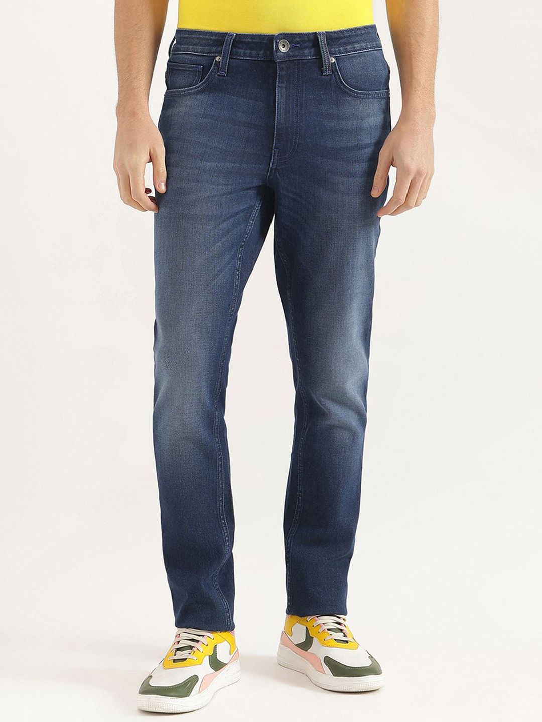 United Colors of Benetton Men Skinny Fit Light Fade Jeans-image-36