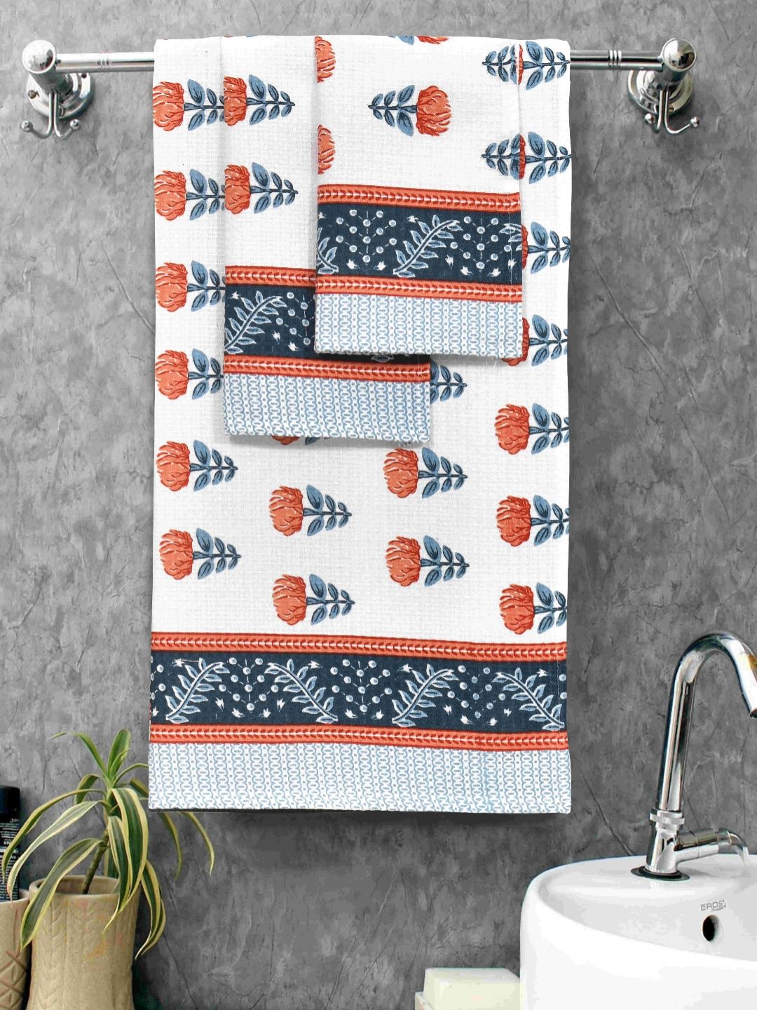 MAFATLAL White & Blue 3 Pieces Ethnic Motifs Printed Cotton 250 GSM Towel Set-image-16