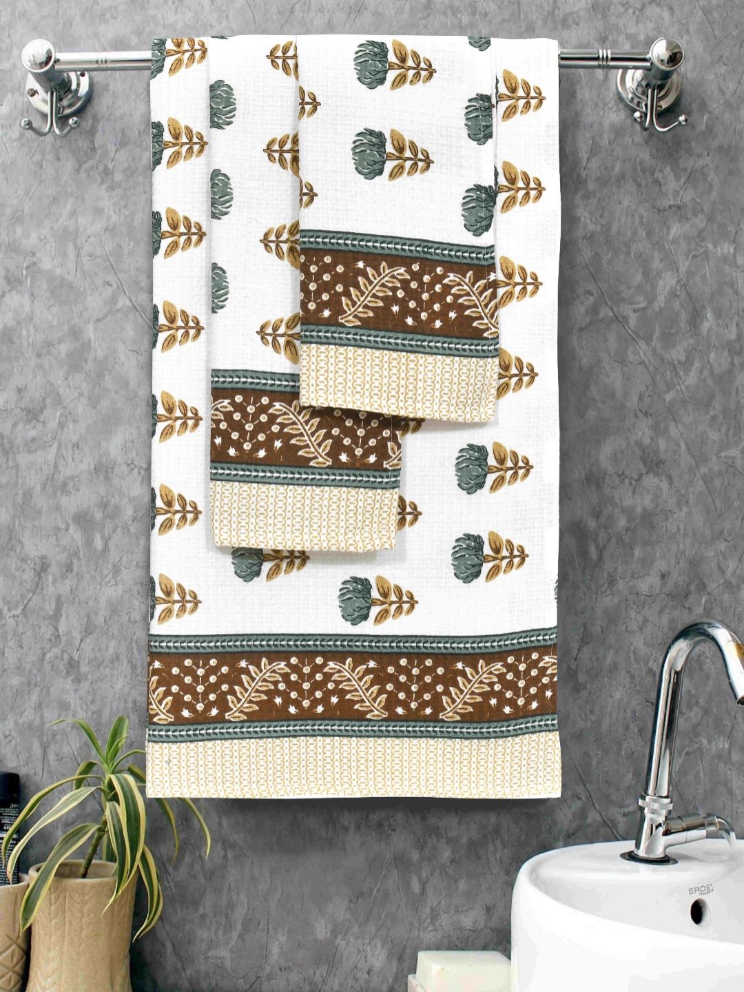 MAFATLAL White & Brown 3 Pieces Ethnic Motifs Printed Cotton 250 GSM Towel Set-image-15