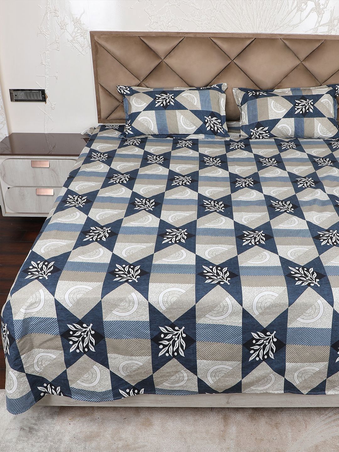 AVI Grey & Blue Geometric 180 TC Single Bedsheet with 1 Pillow Covers-picture-35