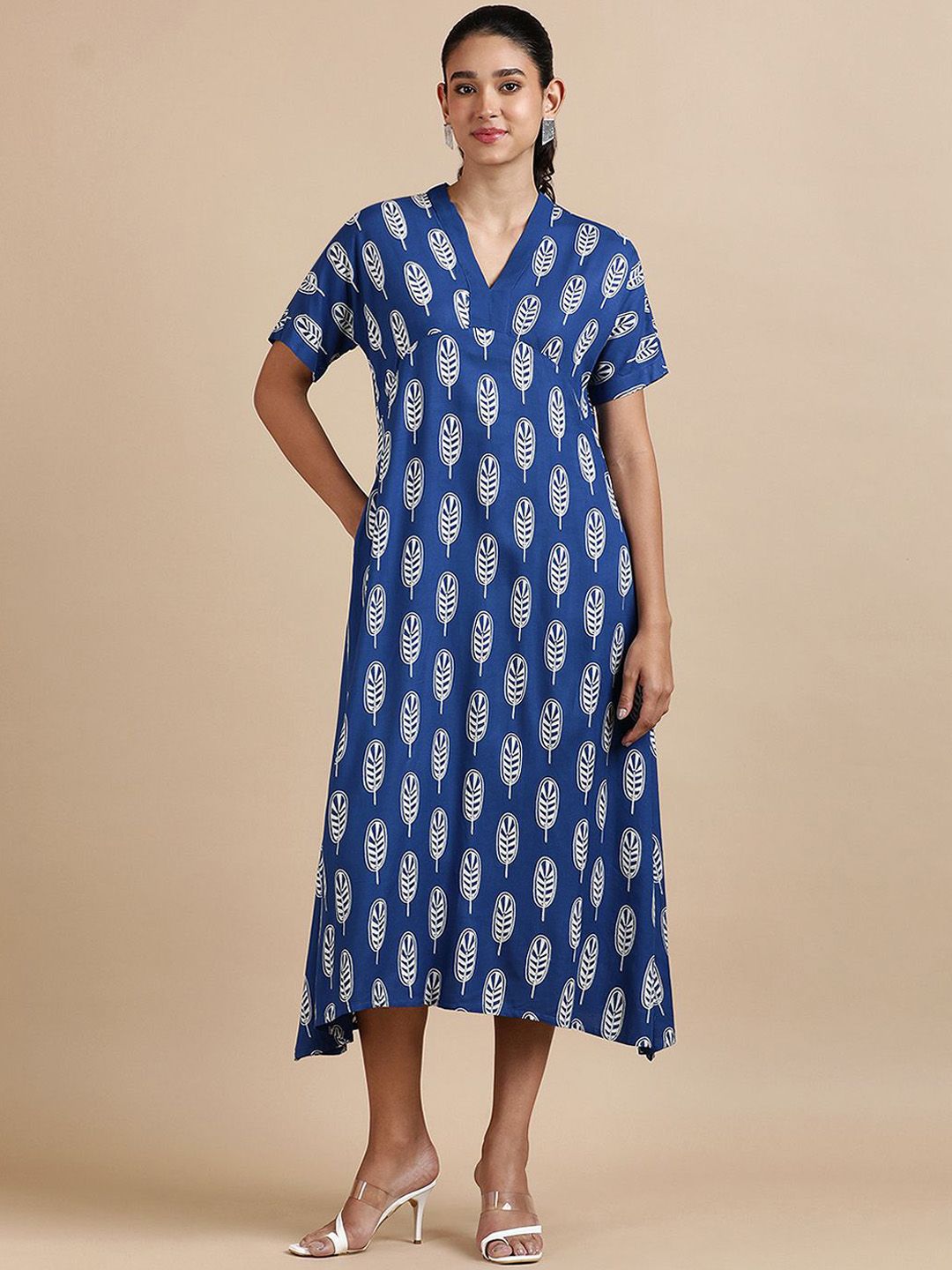 BLACK & BLAH BLAH Printed A-Line Midi Ethnic Dress-picture-30