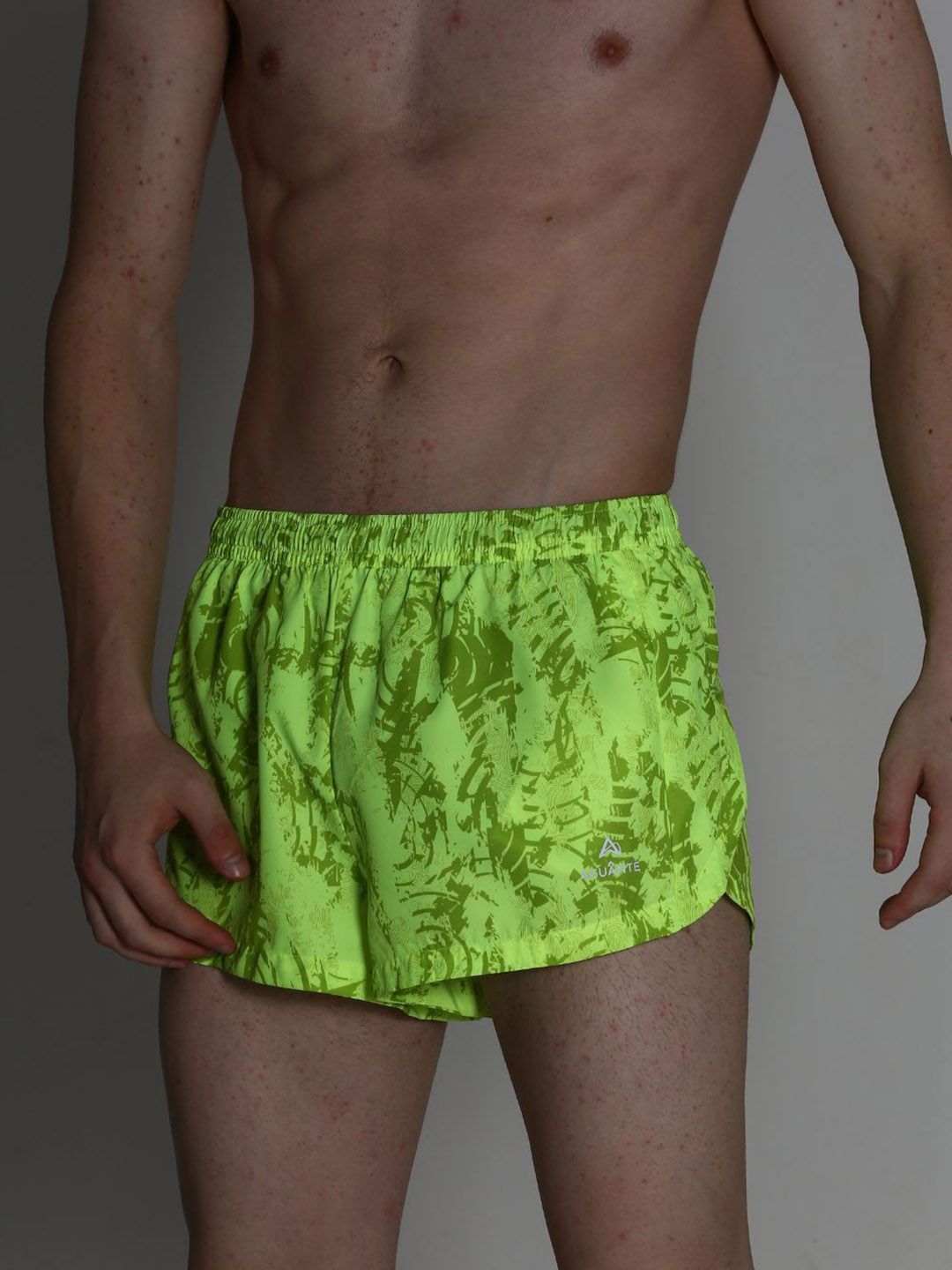 AGUANTE Men Printed Running Sports Shorts