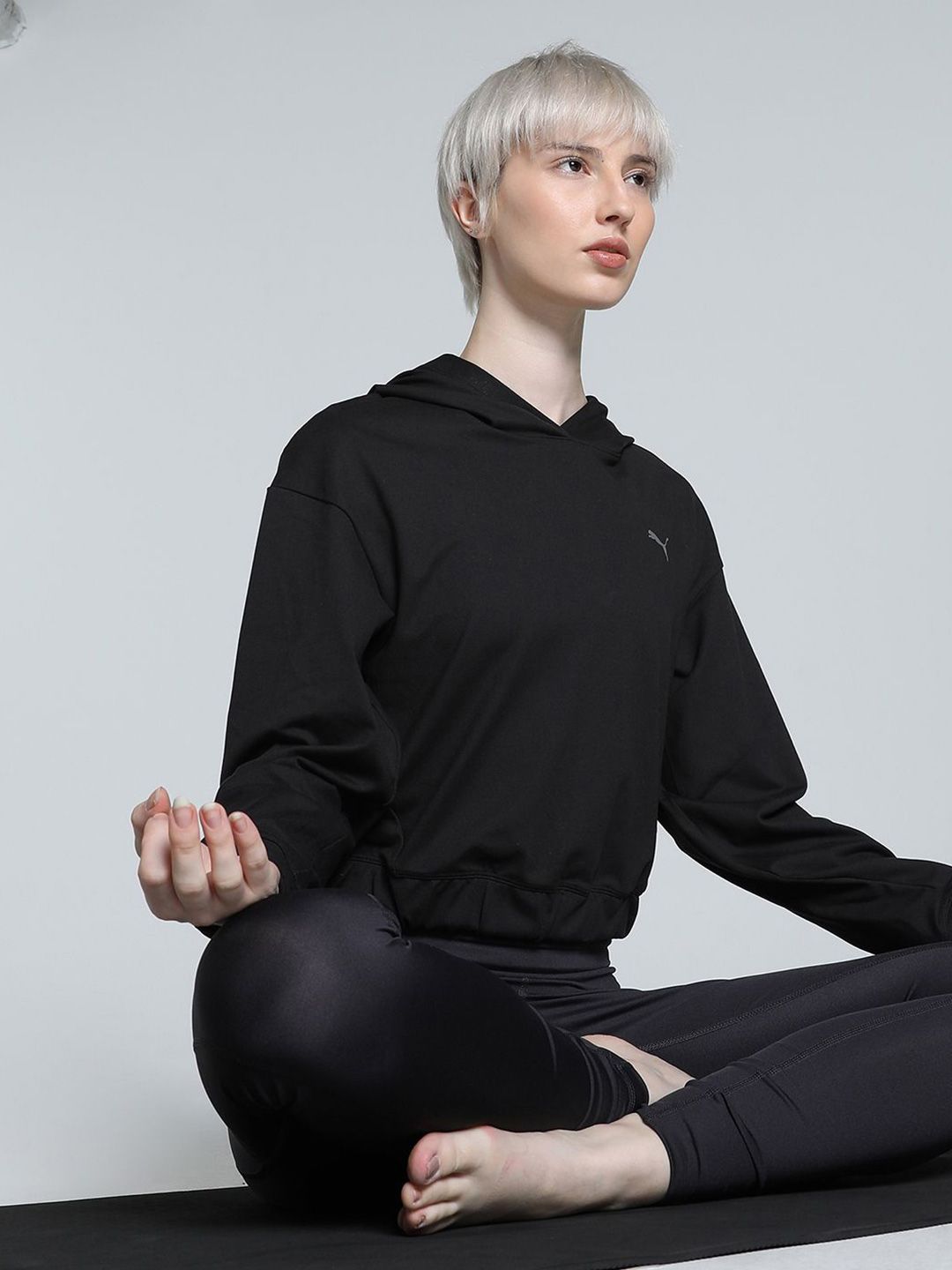 Puma Studio Foundations Women Relaxed Fit Sports Crop Hooded Pullover-picture-19