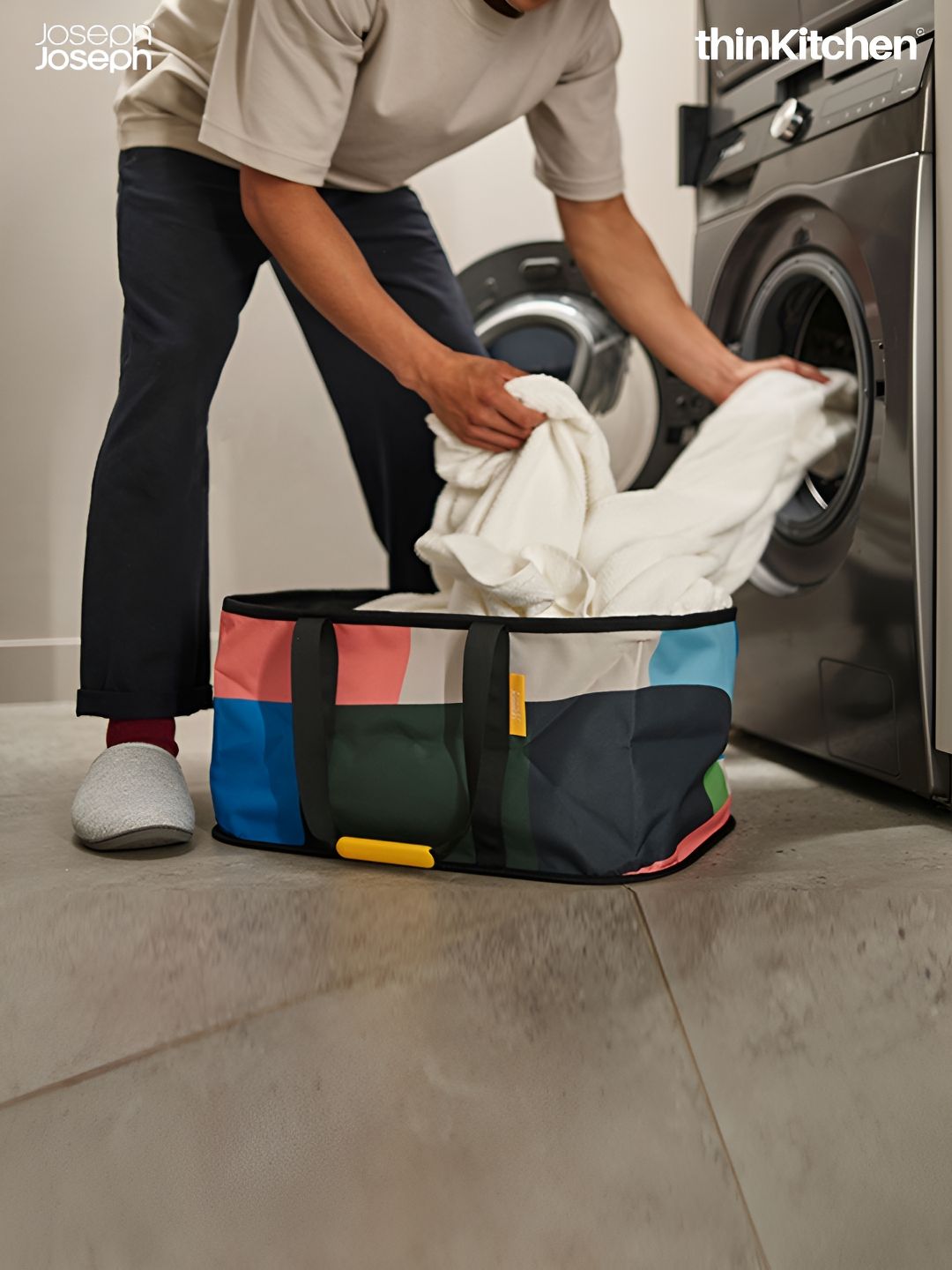 Joseph Joseph Black Foldable Laundry Bag 35 L-picture-35