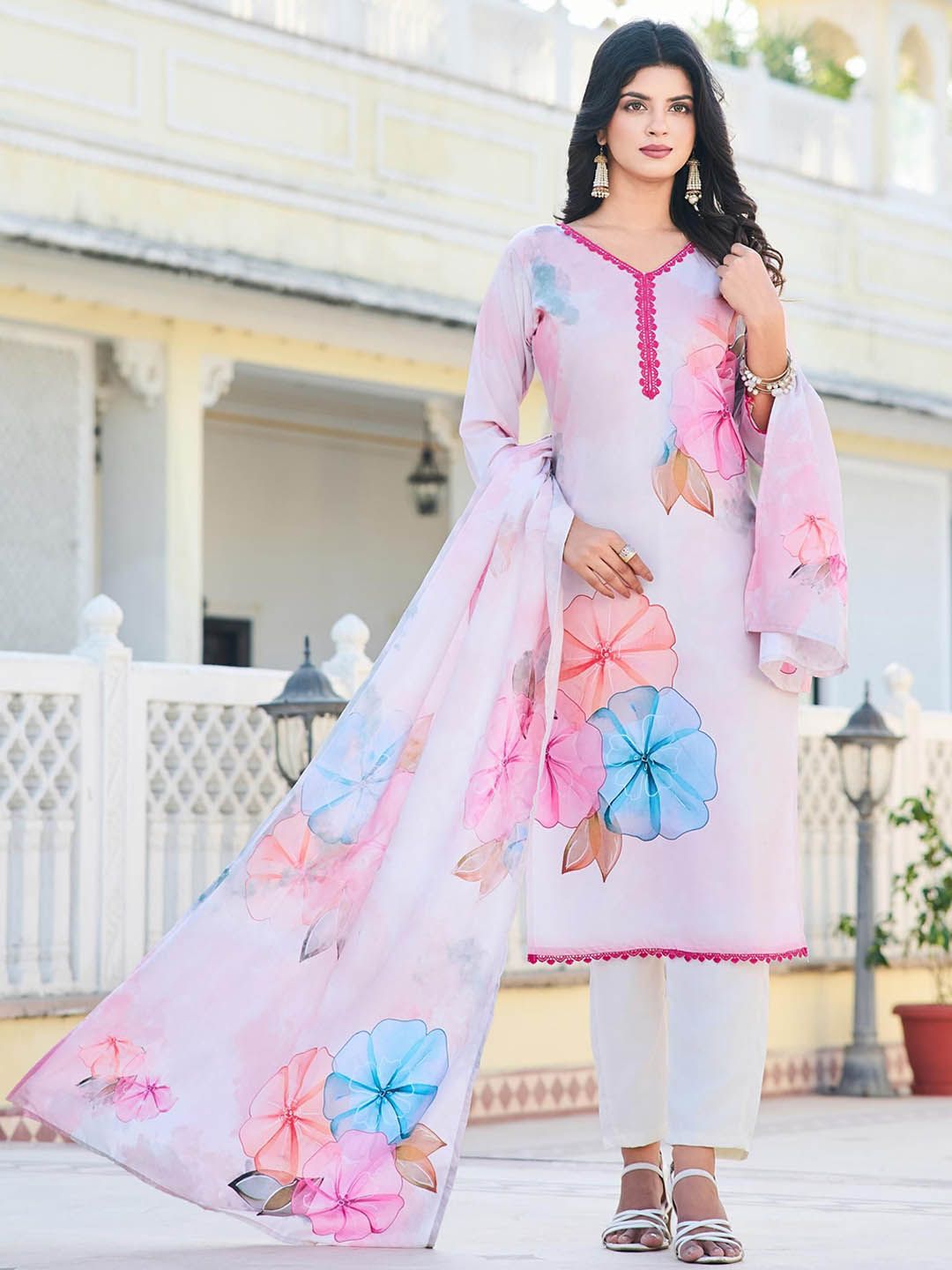 Women Floral embroidered black v_neck Pure Cotton Kurta Set With Trouser & Dupatta