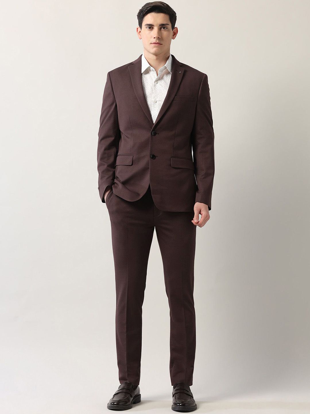 Arrow Men's Slim-Fit Single-Breasted Two -Piece Suits