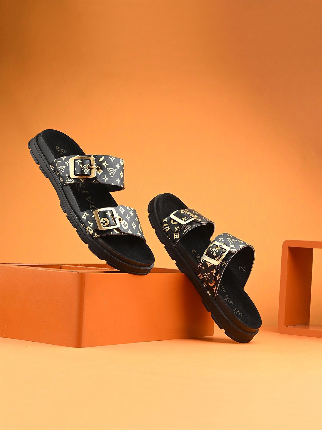 ARIVO Men Striped Sliders-image-11