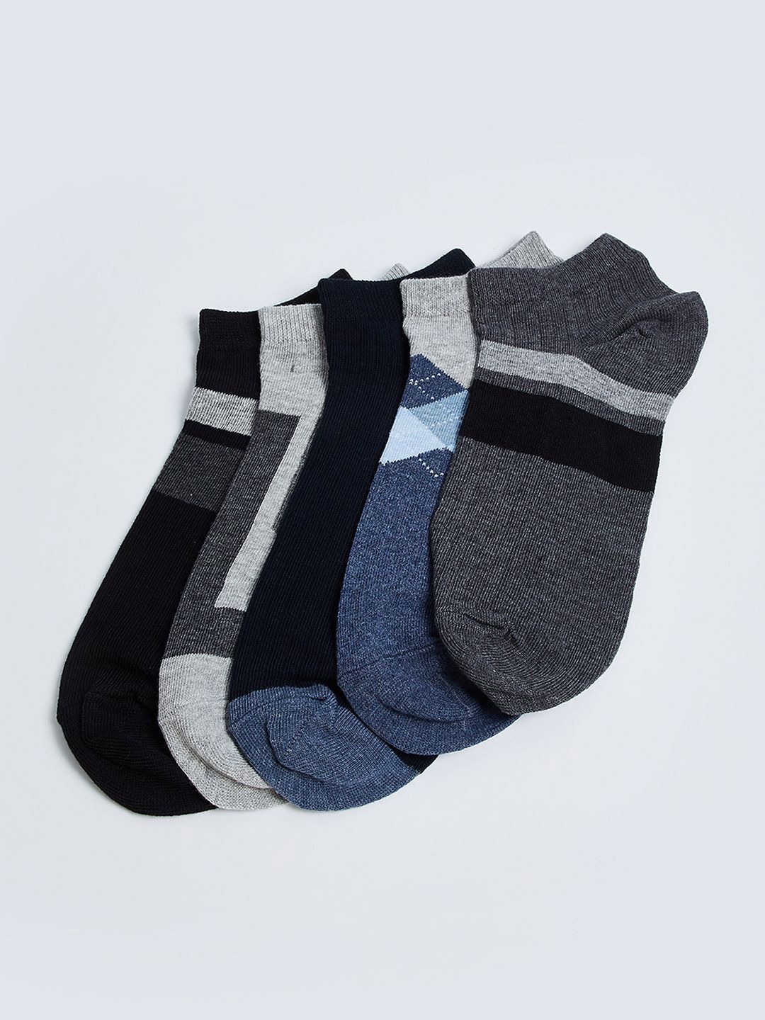 max Men Pack Of 5 Patterned Ankle Length Socks-image-9