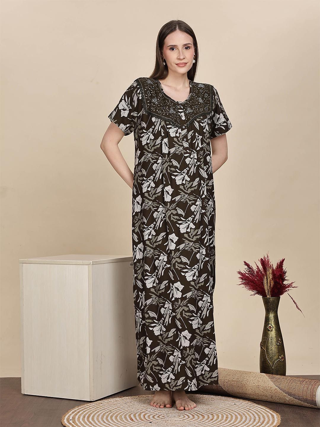 9shines Label Embroidered Maxi Nightdress-picture-28