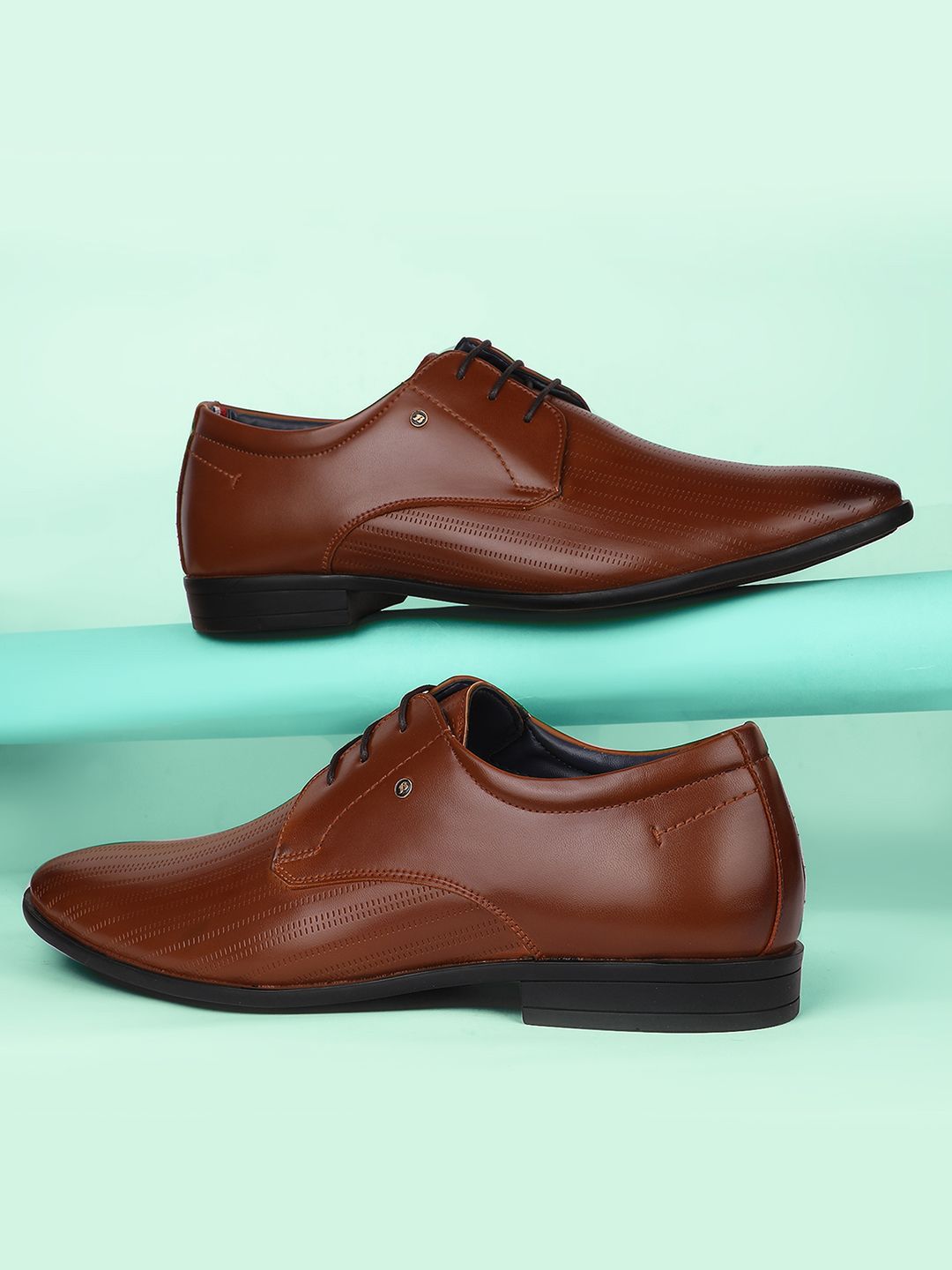 Bata Men Textured Lace-Up Formal Derby Shoes-picture-25