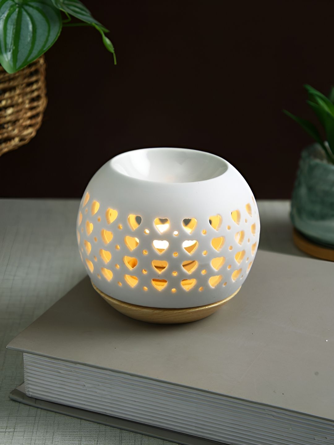 TAYHAA White & Beige Textured Ceramic Aroma OilDiffusers-image-44