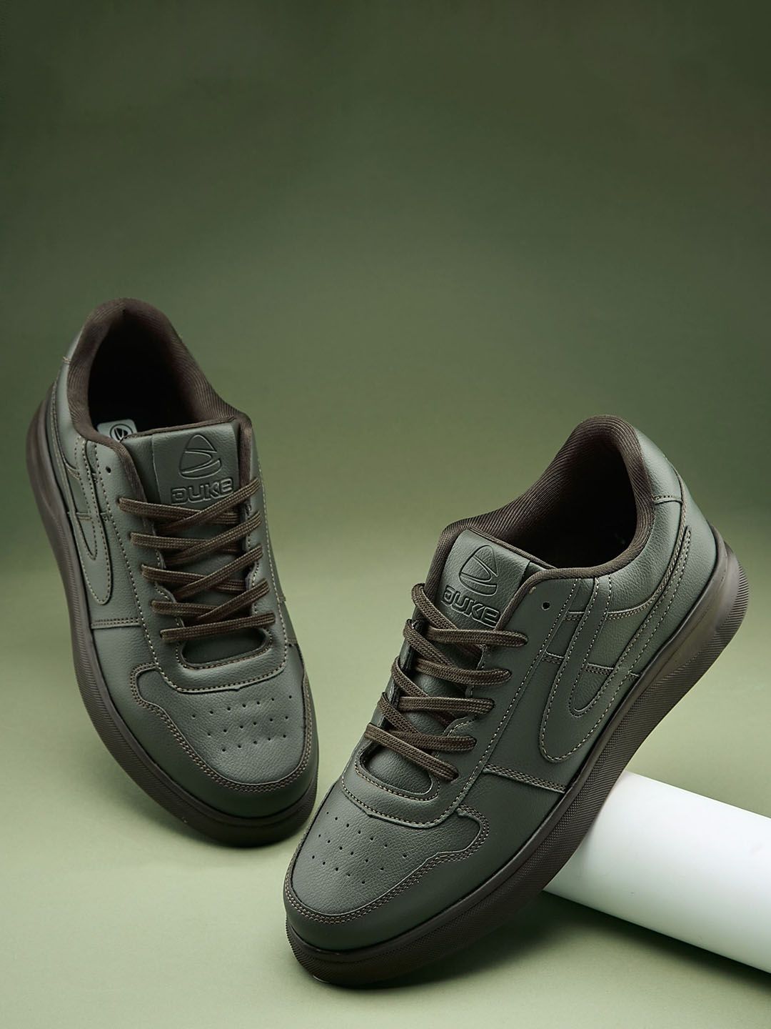 Duke Men Perforations Sneakers-image-18