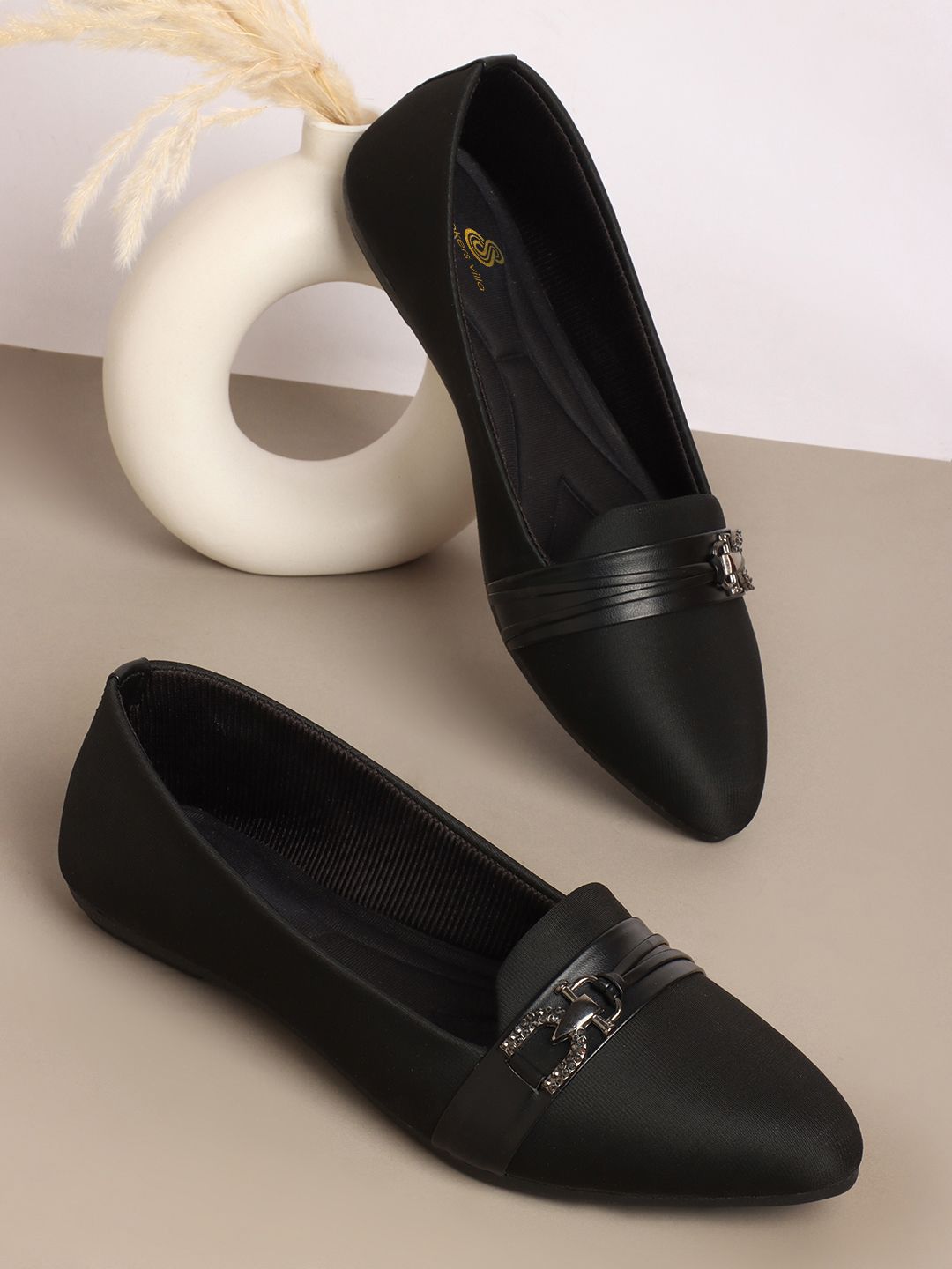 sneakers villa Women Embellished Mojaris with Buckles Flats-picture-17