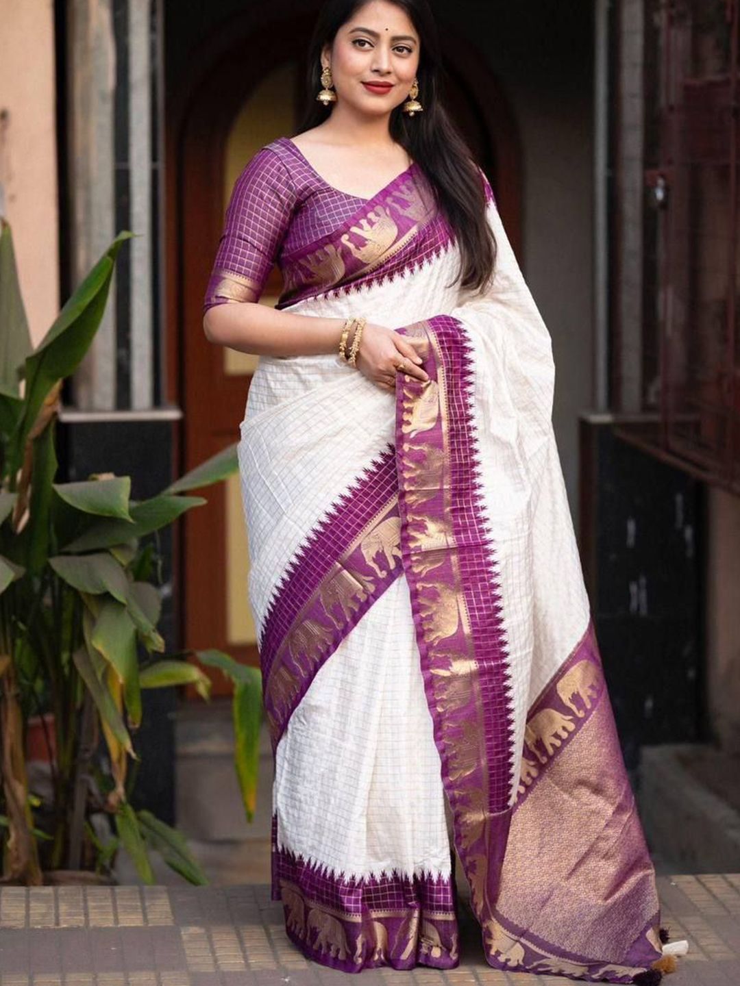 VILLE FASHION Woven Design Zari Art Silk Kanjeevaram Saree-picture-11