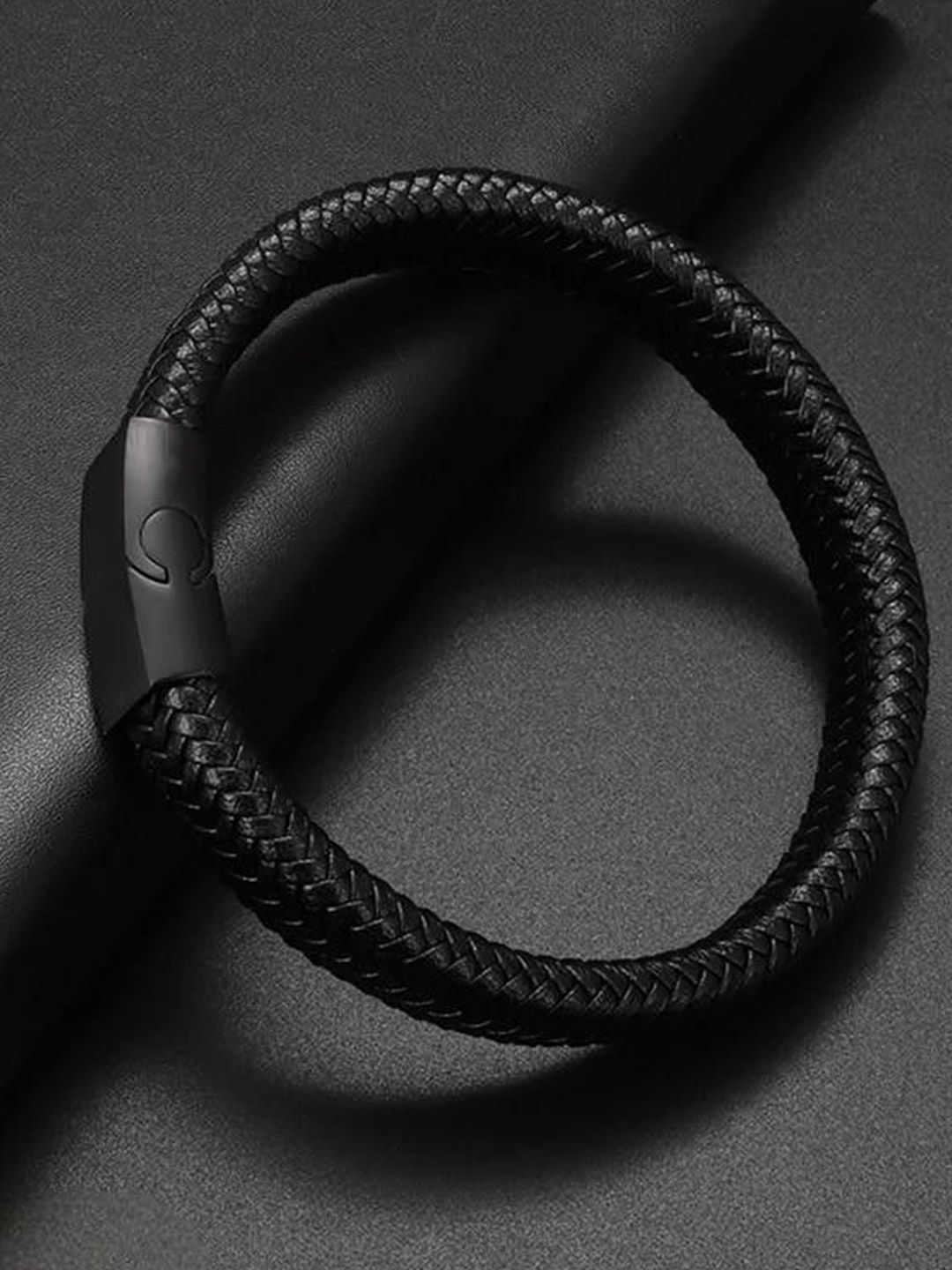 kazare Men Rhodium-Plated Wraparound Bracelet