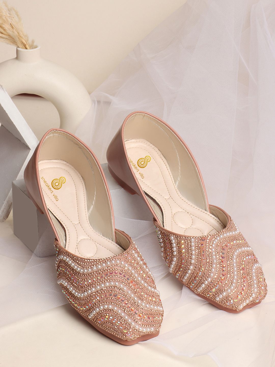 sneakers villa Women Embellished Ethnic Mojaris Flats-picture-27