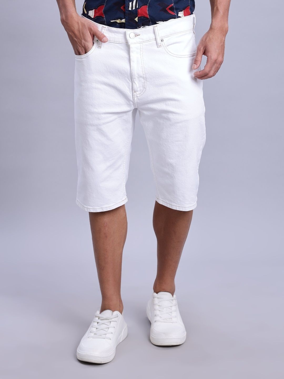 Tommy Hilfiger Men Printed Denim Shorts-picture-50
