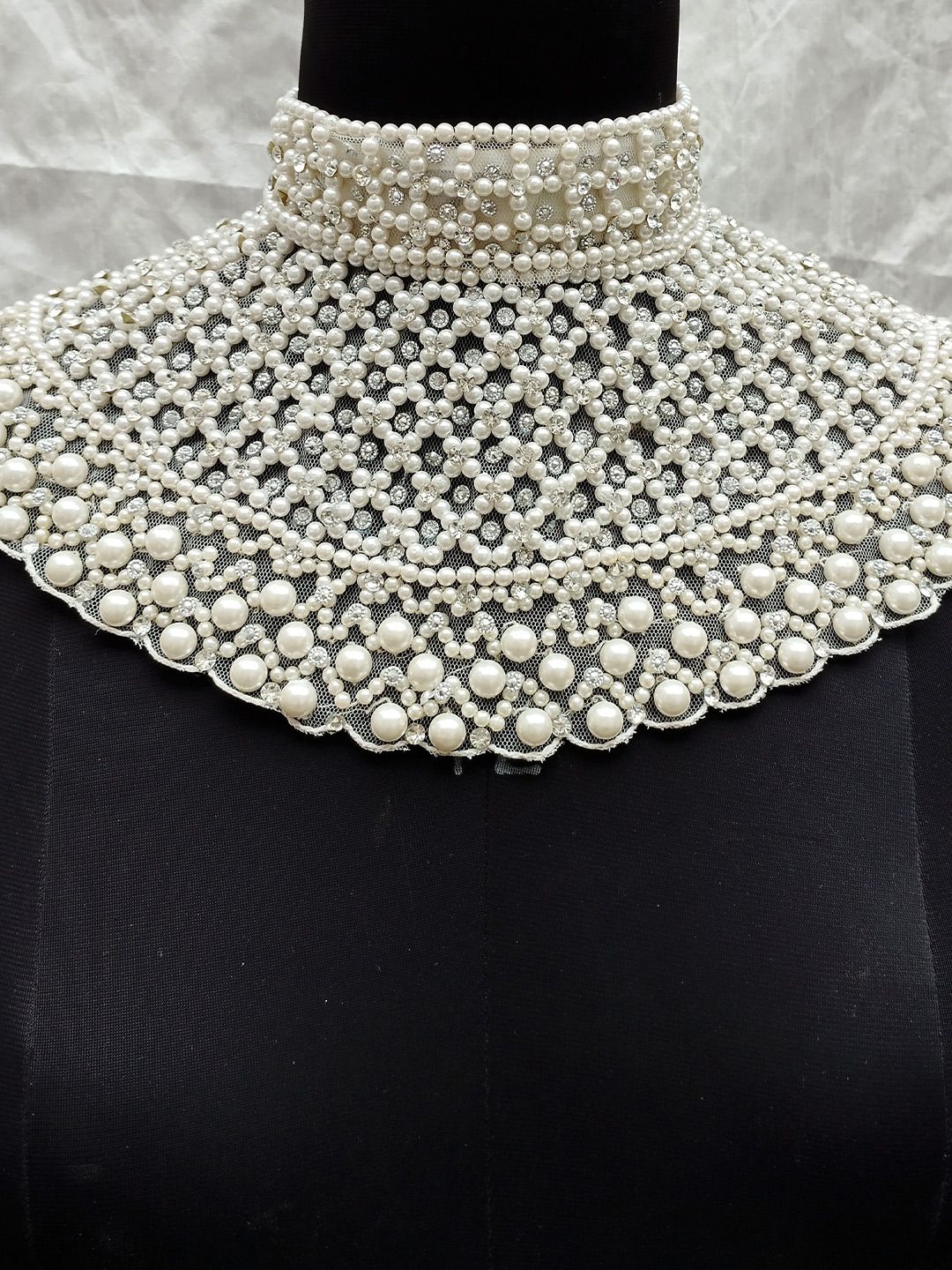 AQSA BOTIQUE Women Shrug