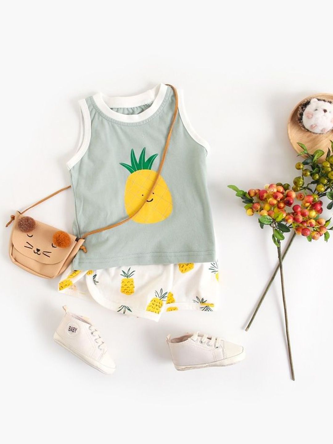 LULU & SKY Girls Printed T-shirt with Shorts-picture-40