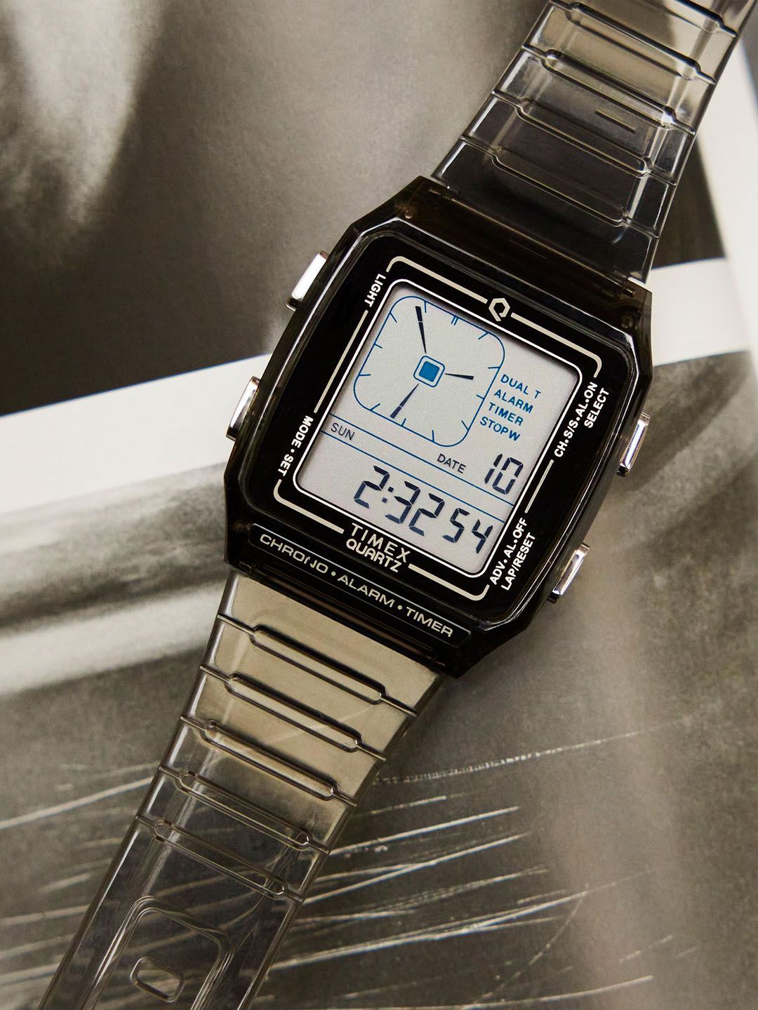 Timex Unisex Dial & Stainless Steel Straps Digital Automatic Solar Powered Watch TW2W45000UJ-picture-14