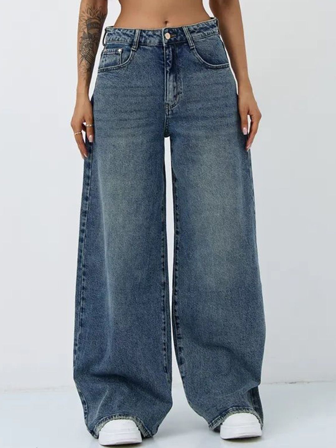 Aadvi Fashion Women Jean Flared High-Rise Low Distress Heavy Fade Stretchable Jeans