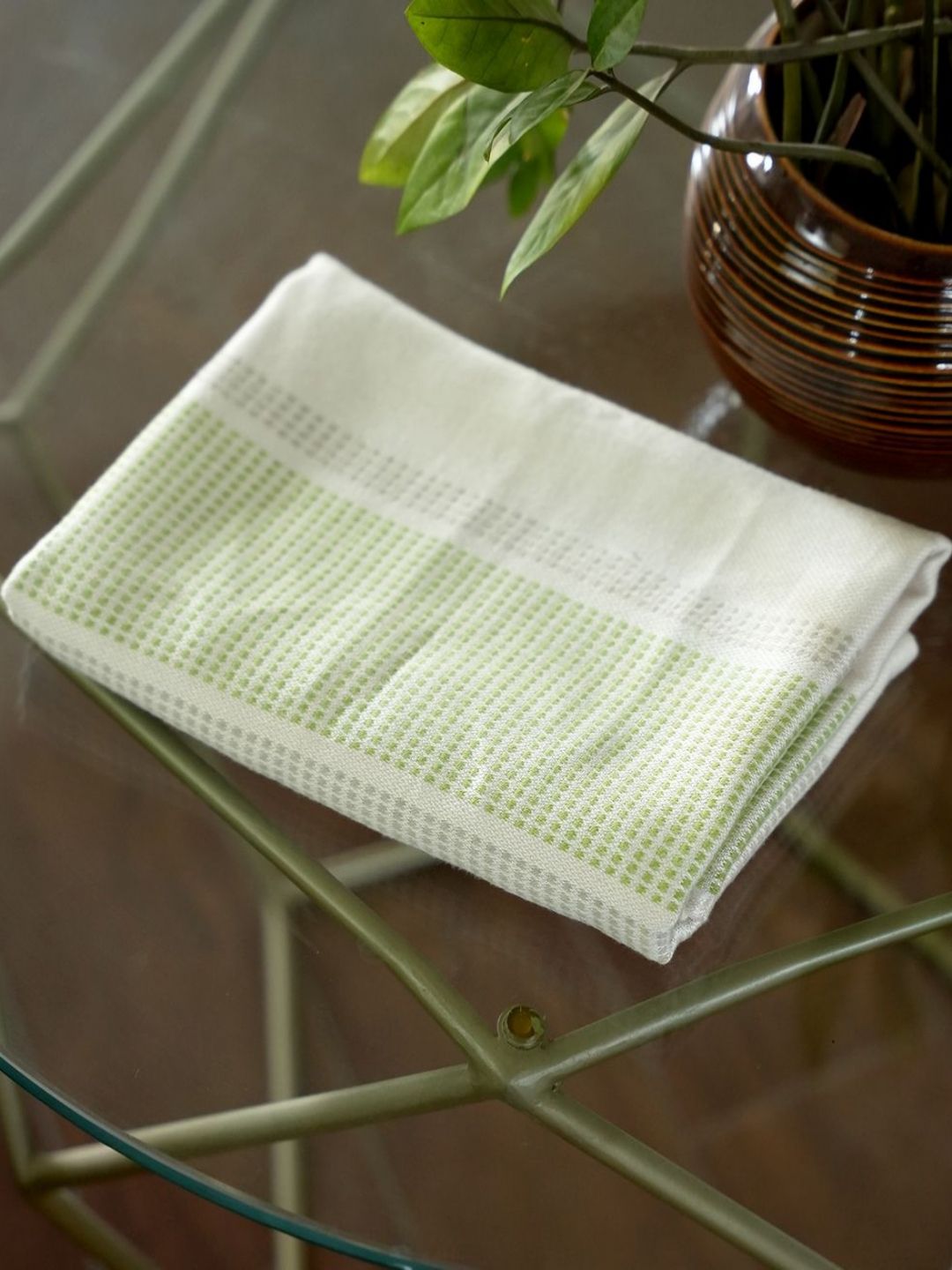 Thirsty Towel Lime Green & White 1 Printed Bamboo 300 GSM Bath Towel-image-33