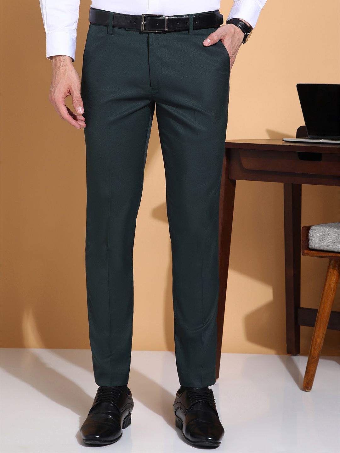 encore by INVICTUS Men Slim Fit Pleated Trousers-picture-18