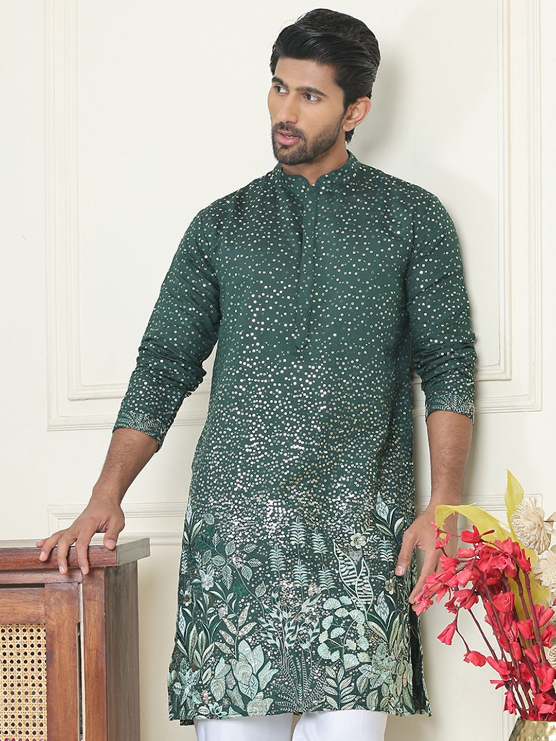 Jompers Floral Embroidered Mandarin Collar Sequinned Straight Kurta-picture-34