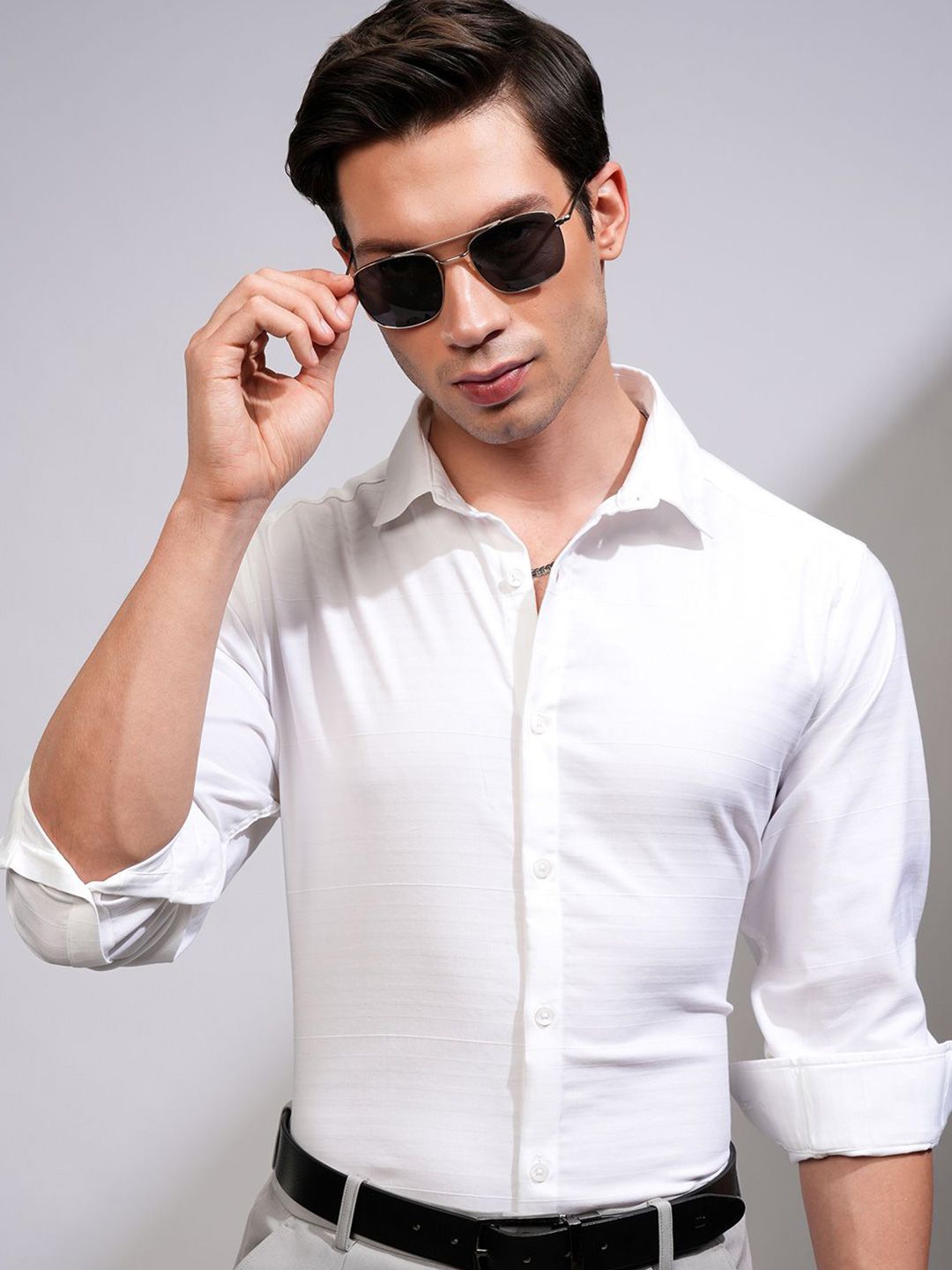 HIGHLANDER Men Spread Collar Textured Cotton Formal Shirt-image-0