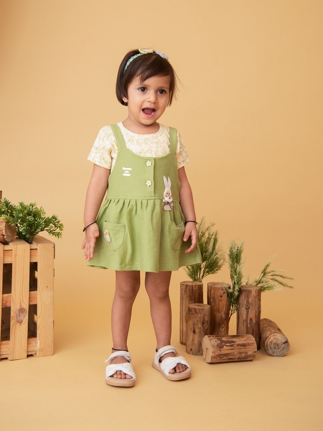 Babys Day Infant Girls Printed Cotton Dungaree With Top & Brief-picture-27