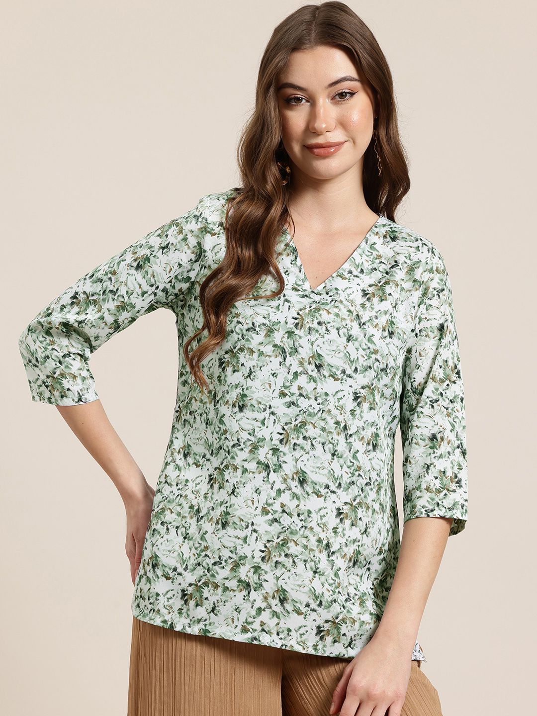 here&now x fwd HERE&NOW Floral Print V-Neck Kurti-picture-41