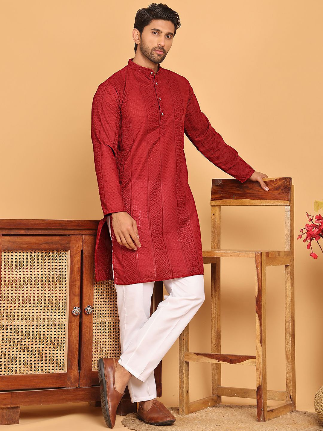 Anouk Maroon Geometric Embroidered Pure Cotton Mandarina Collar Kurta With Pyjama-picture-27