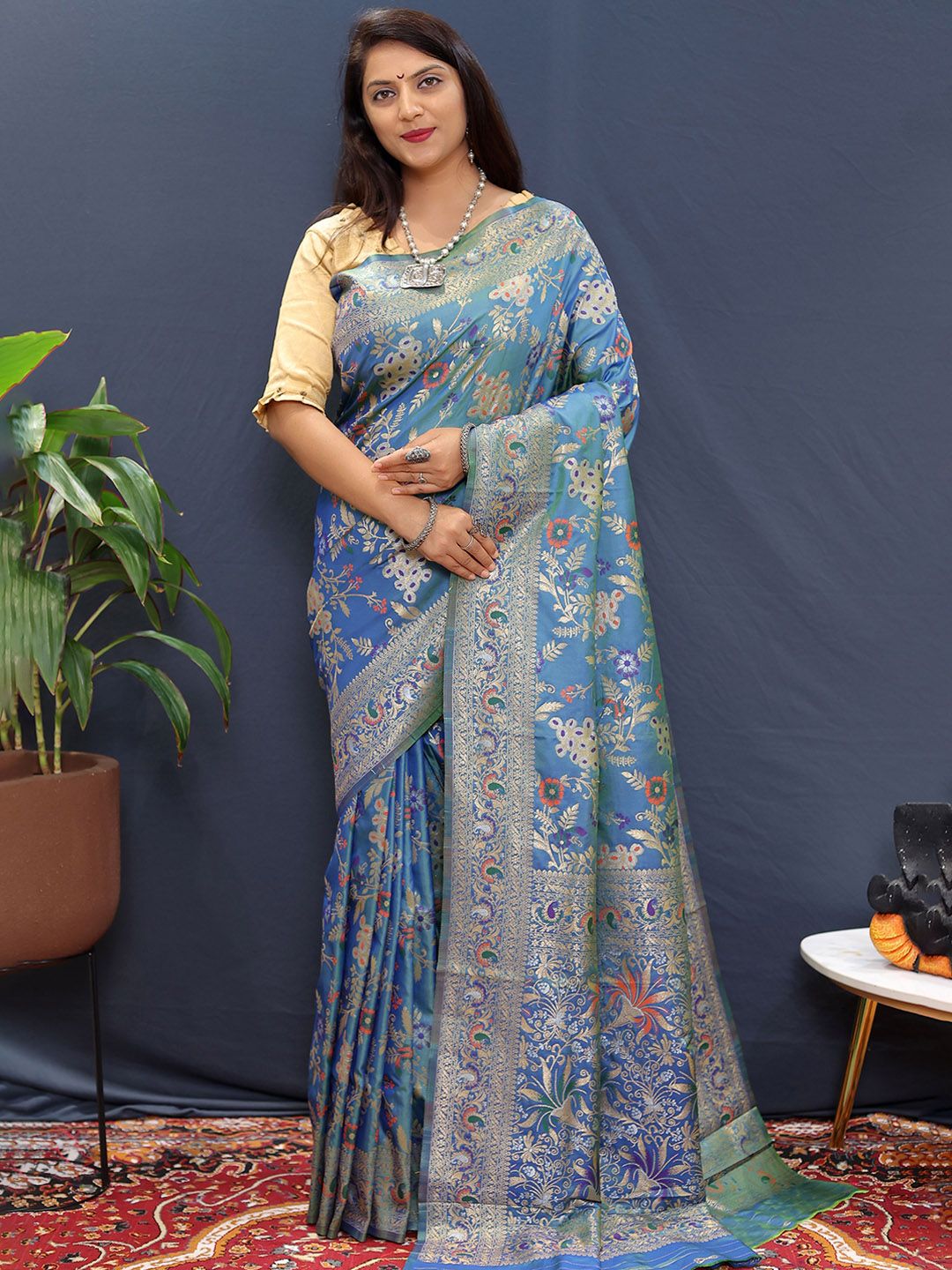 Floral Design Pure Silk Banarasi Saree