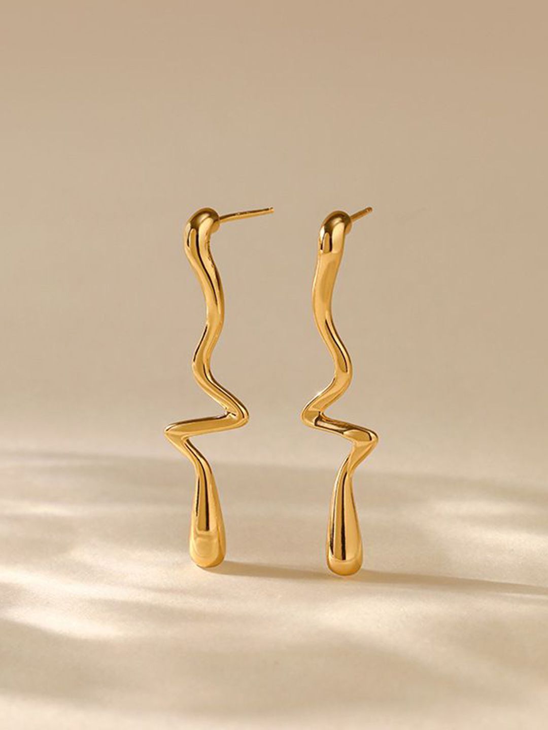 DIVASTRI Gold-Plated Contemporary Shape Drop Earrings-picture-18