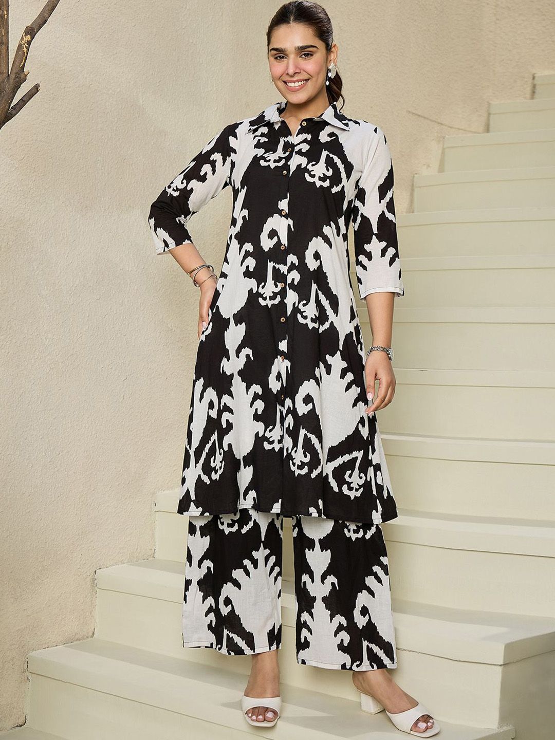 Indo Era Abstract Printed Shirt Collar Pure Cotton A-Line Kurta With Trousers