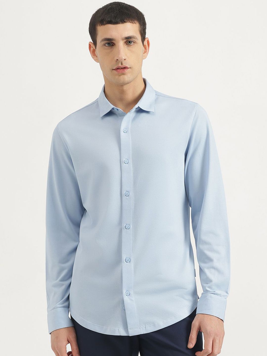 United Colors of Benetton Men Slim Fit Spread Collar Solid Cotton Casual Shirt-picture-40