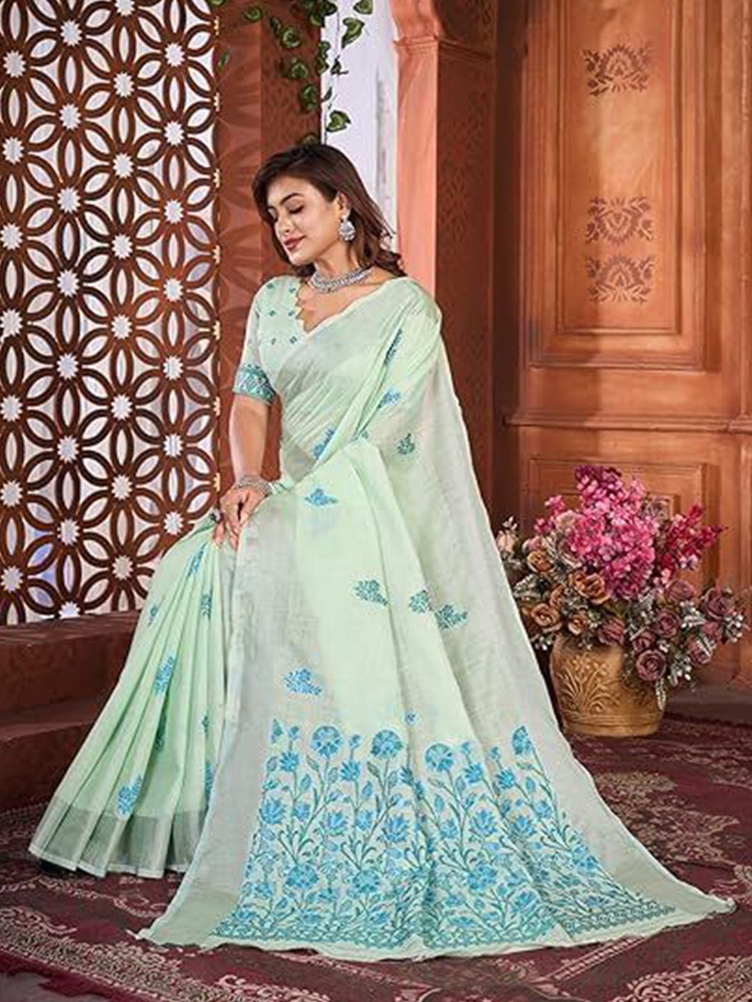 NEGRONI Floral Printed Saree-picture-16