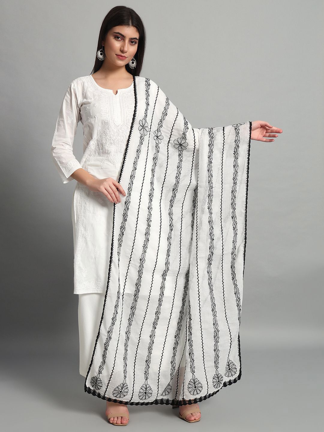Fashionable Chikan Handikraft Embroidered Dupatta with Chikankari-picture-23
